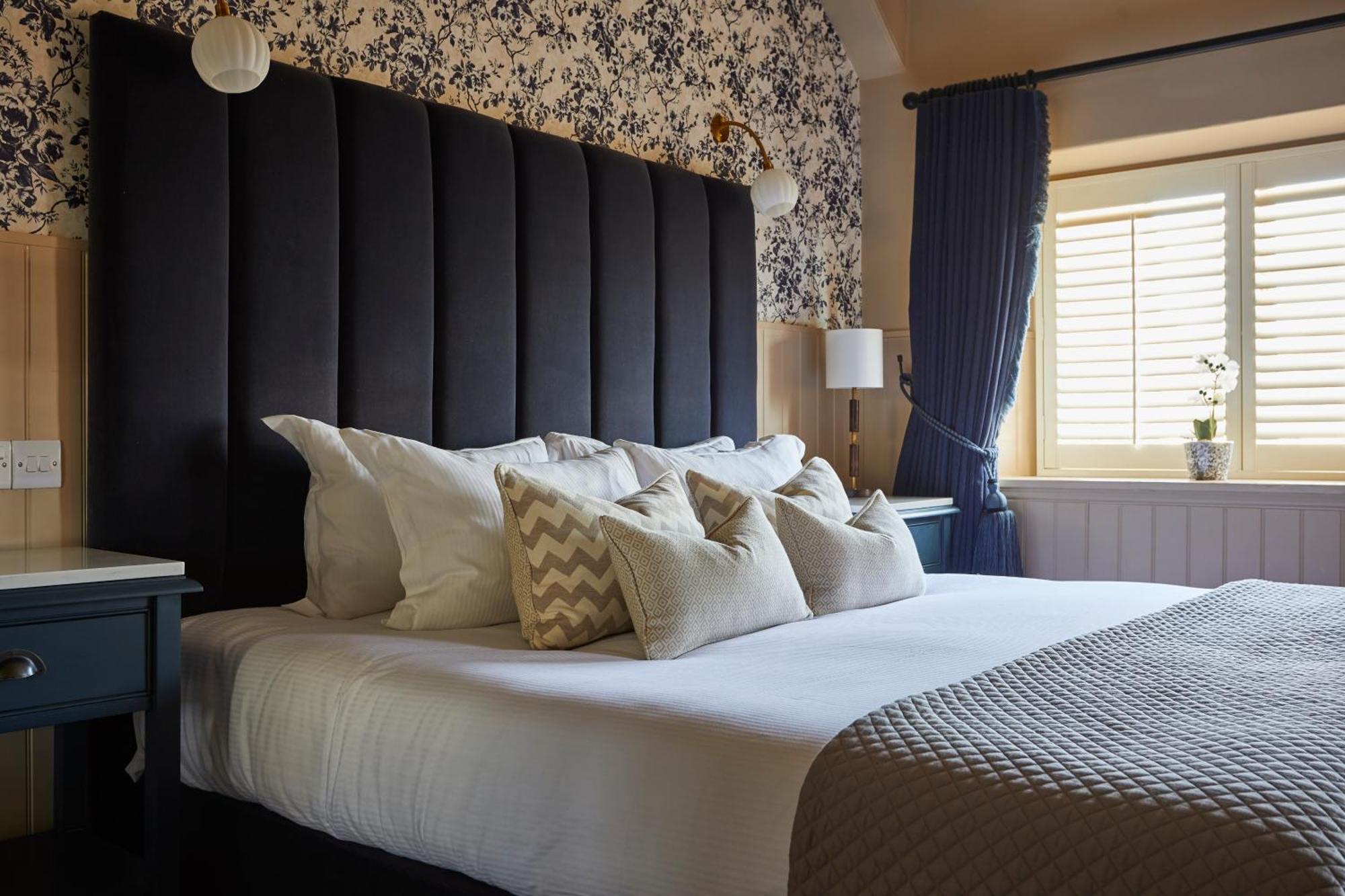 The King'S Arms Hotell Dorchester Eksteriør bilde