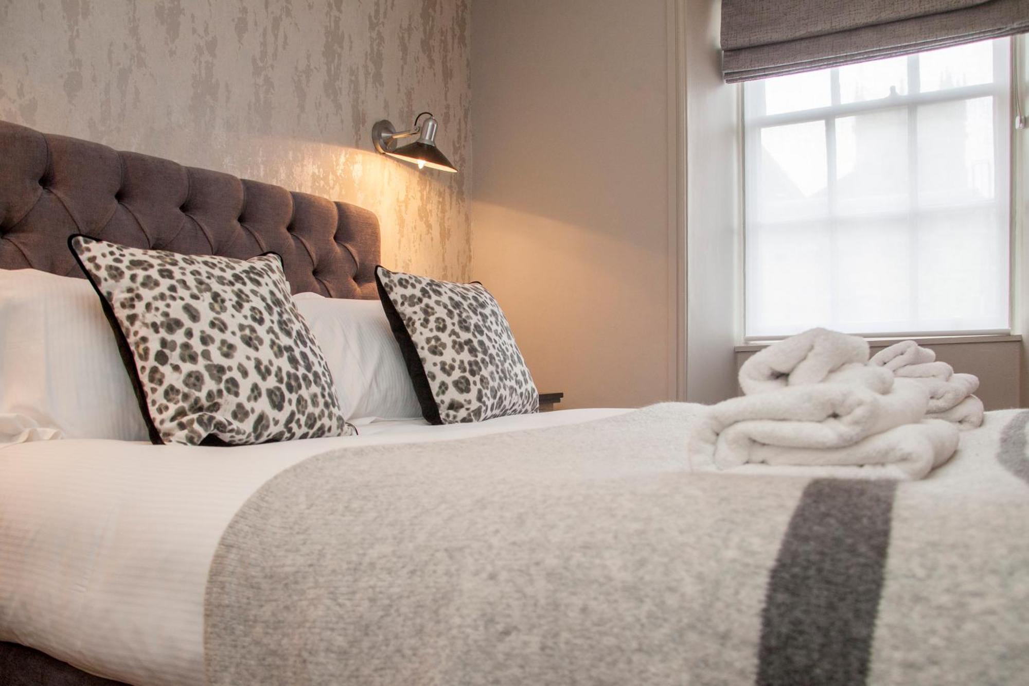 The King'S Arms Hotell Dorchester Eksteriør bilde